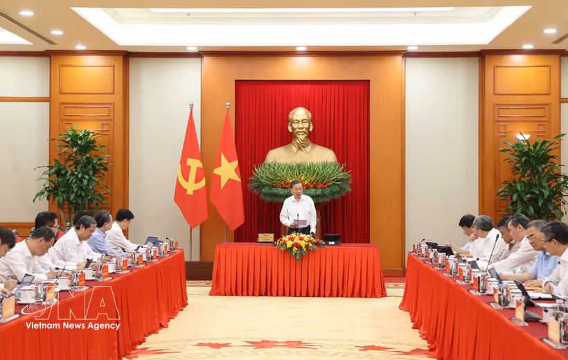 El secretario general del Partido Comunista y presidente de Vietnam, To Lam, habla en la cita (Fuente: VNA)
