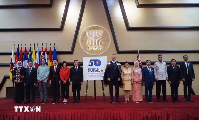 Se anuncia el logotipo oficial para la conmemoración del 50 aniversario de las relaciones de diálogo ASEAN-Nueva Zelanda (Fuente: VNA)