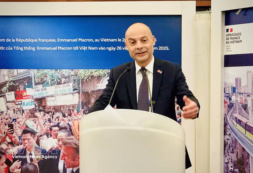 El embajador de Francia en Vietnam, Didier Le Bret (Fuente: VNA)