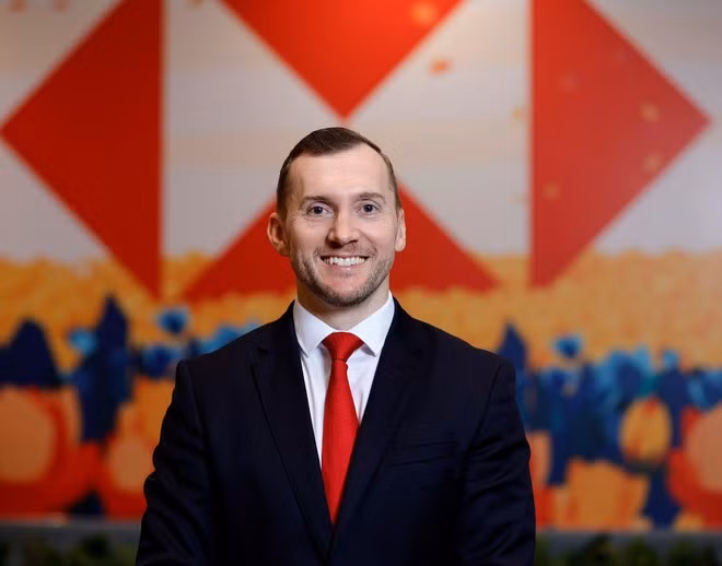 phil-wright-coo-hsbc-vietnam-5.jpg
