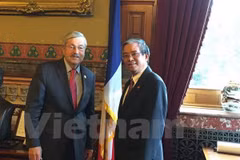 Fortalecen Vietnam y estado estadounidense de Iowa relaciones