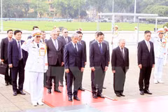 Concluye primer ministro rumano visita oficial a Vietnam