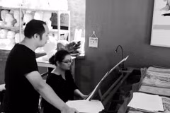 Presentan en Hanoi obra inspirada en teatro popular vietnamita