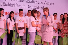 Amplía Alemania proyecto de capacitación a enfermeros vietnamitas
