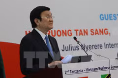 Presidente de Vietnam continúa actividades en Tanzania