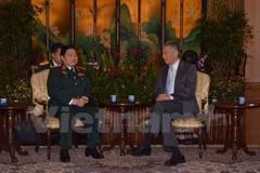 Fortalecen cooperación Vietnam – Singapur en defensa