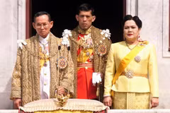 Príncipe tailandés Maha Vajiralongkorn heredará trono de difunto rey