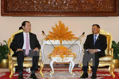 Presidente de Vietnam se reúne con líderes de Camboya
