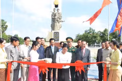 Reinauguran monumento de combatientes revolucionarios vietnamitas en Phnom Penh