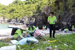 Papel de los jóvenes sobresale en batalla contra desechos plásticos