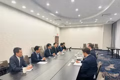 Representantes de las empresas vietnamitas y estadounidense en el encuentro. (Foto: Petrotimaes)