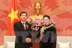 Presidenta del Parlamento vietnamita aboga por mayor cooperacion judicial con Laos 