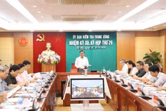 Fortalece Partido Comunista de Vietnam disciplina de militantes 