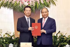 Premier de Vietnam encarga Ministerio de Información y Comunicación a director de Viettel
