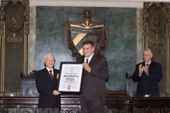 Máximo dirigente partidista de Vietnam recibe Título Doctor Honoris Causa de la Universidad de La Habana 