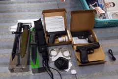 Detienen a un pasajero con armas en aeropuerto de Tan Son Nhat en Ciudad Ho Chi Minh