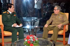 Recibe líder partidista cubano a dirigente militar vietnamita