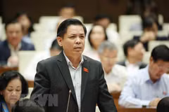 Parlamento de Vietnam interpela a ministros sobre asuntos de interés nacional