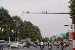 Laos aumenta 10 veces importe de multas por exceso de velocidad