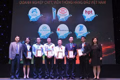 Honran a empresas destacadas de Vietnam en información y comunicación
