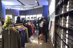 Empresas de moda vietnamitas conquistan mercado mundial en exposición en Japón