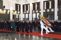 Inician acto fúnebre en homenaje a Do Muoi, exsecretario general del Partido Comunista de Vietnam