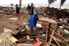 Al menos 168 fallecidos por tsunami en Indonesia 