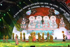 Luces y músicas amenizan ambiente de Ha Long en apertura de Año del Turismo 2018 de Vietnam
