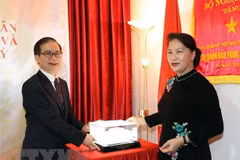 Presidenta del Parlamento vietnamita reafirma apoyo de Hanoi a connacionales en Turquía