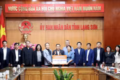 La Asociación Internacional de Voluntarios Daejin (DIVA) de Corea del Sur donó unos 40 mil dólares en efectivo al gobierno de la provincia norvietnamita de Lang Son para apoyar a 15 familias afectadas por el tifón Yagi (Fuente:VNA)