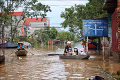 La comuna de Tri Yen, en el distrito de Yen Dung, en la provincia norteña de Bac Giang, se inunda tras el paso del tifón Yagi. (Foto: VNA)