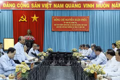 Comercio, servicios y turismo deben ser sectores económicos de punta de Ben Tre, insta presidente de Vietnam