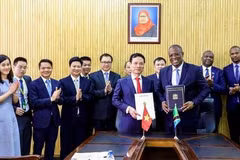 Promueven relaciones entre partidos de Vietnam y Tanzania