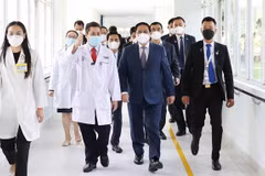 Premier vietnamita visita instalaciones simbólicas de nexos Vietnam-Camboya 