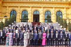 Presidente vietnamita resalta aportes de empresarios jóvenes destacados 