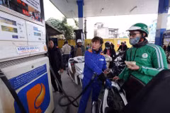 Petrolimex mejora gestión de inventarios ante alza de precios de gasolina 