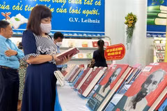 Exhibición mejora conocimiento público sobre Presidente Ho Chi Minh 