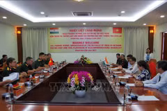 Embajador indio visita Universidad de Telecomunicaciones en Khanh Hoa