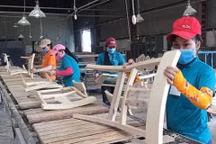 Exportaciones de madera de Vietnam disminuyen a medida que aumenta la inflación
