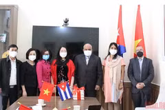 Vietnam fomenta divulgación de teoría política entre lectores de Cuba y países latinoamericanos