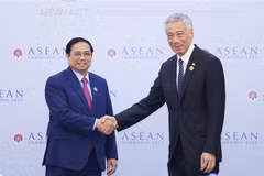 Premieres de Vietnam y Singapur se reúnen en Phnom Penh