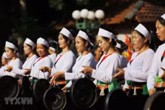  La oración por la paz de los pobladores de la etnia minoritaria Tay en Vietnam