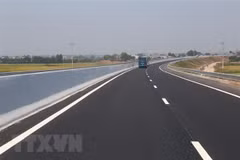 Primer ministro solicita a mejorar plan de construcción de autopistas en Delta del Mekong