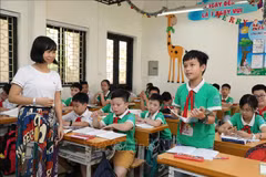 Hanoi por perfeccionar escuelas públicas con estándares nacionales 