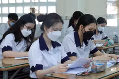 Más alumnos en Ciudad Ho Chi Minh regresan a la escuela