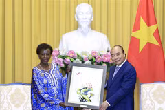 Presidente de Vietnam recibe a secretaria general de la Francofonía