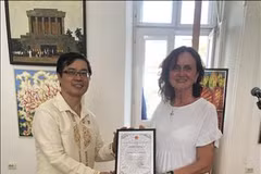 Exposición de pintura saluda aniversario de relaciones Vietnam-Ucrania