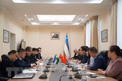 Vietnam y Uzbekistán por fortalecer su cooperación bilateral