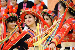  Efectuarán festival para promover trajes de etnias minoritarias de Vietnam