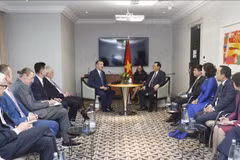 Presidente de Asamblea Nacional de Vietnam continúa actividades en Reino Unido